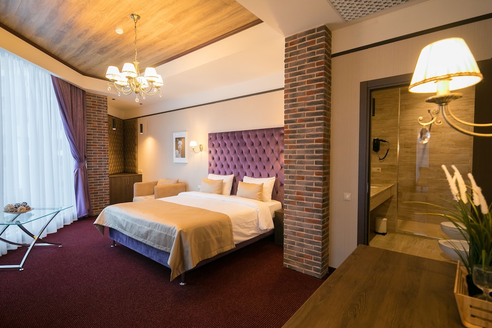 Executive Room photo 3