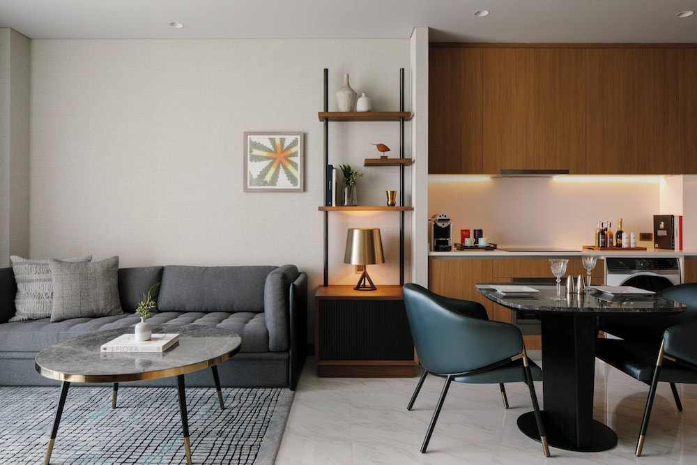 Room, 1 Bedroom, Balcony (Residence)