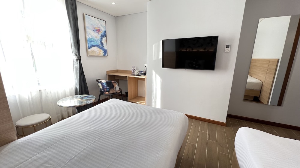 Deluxe Twin Room - Photo 3