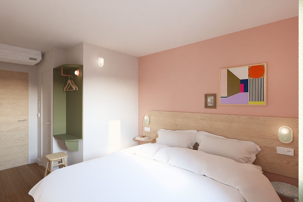 Room, 1 Queen Bed (Pop) photo 2