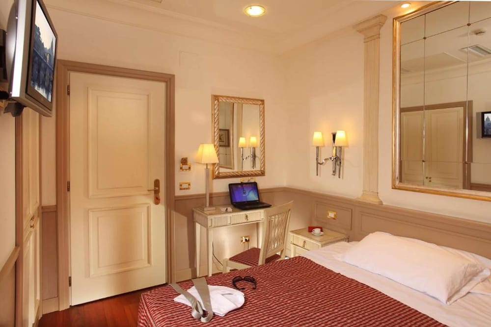 Standard Single Room photo 3