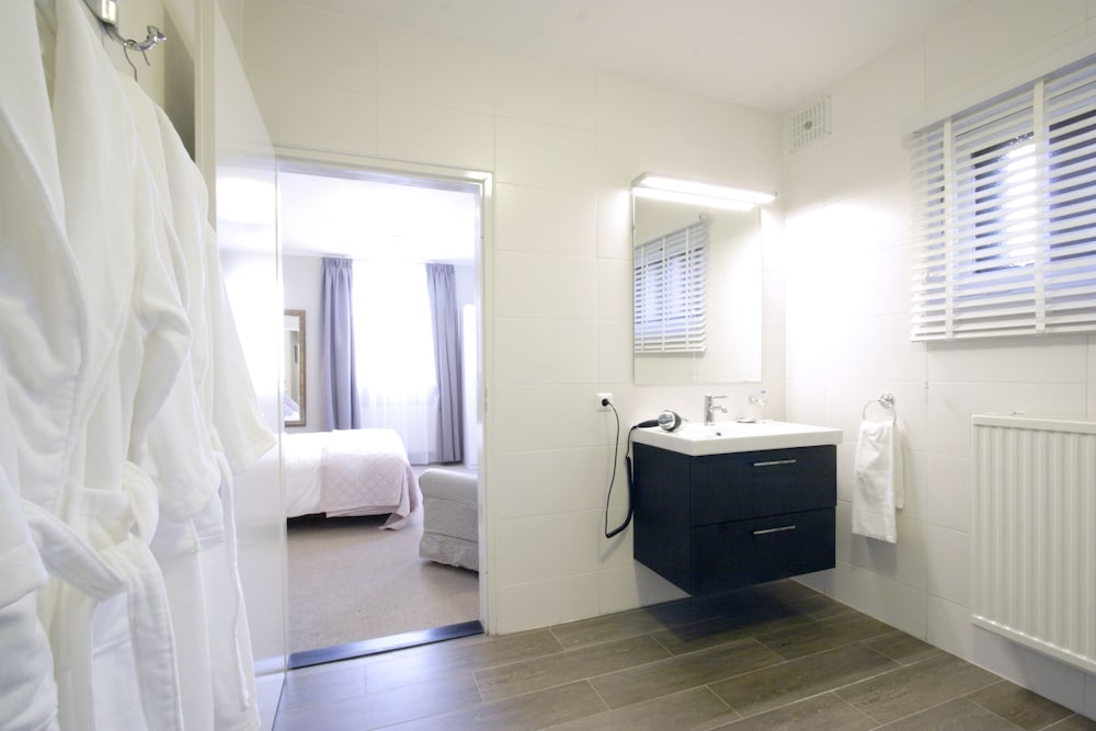 Comfort Twin Room photo 3