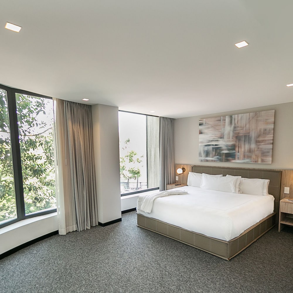 Elements suite - Photo 1