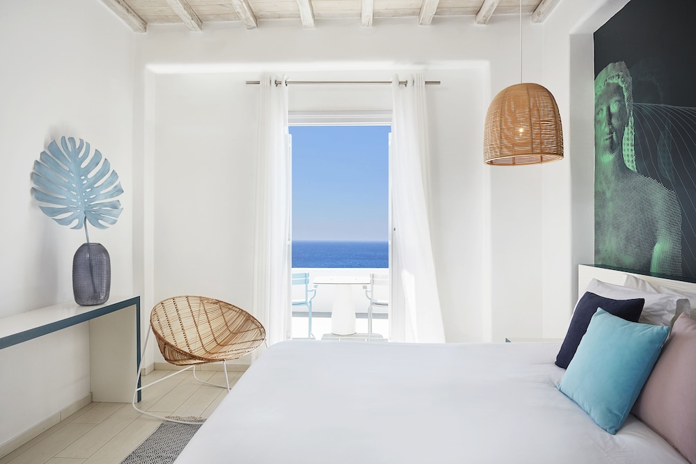 Premium Sea View Room - Photo 1