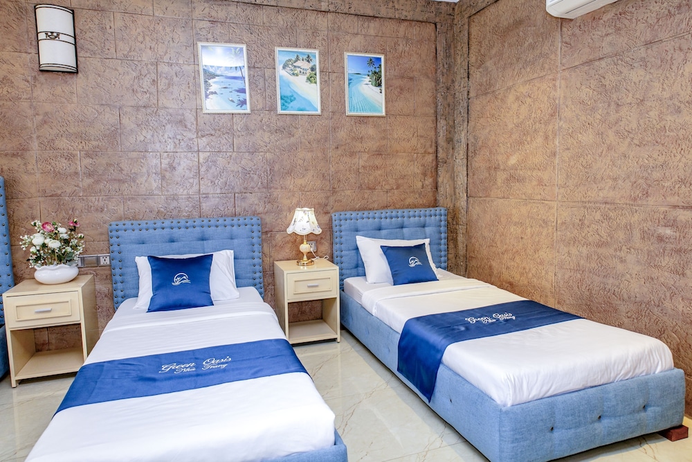 Premier Room with Garden View - Photo 2