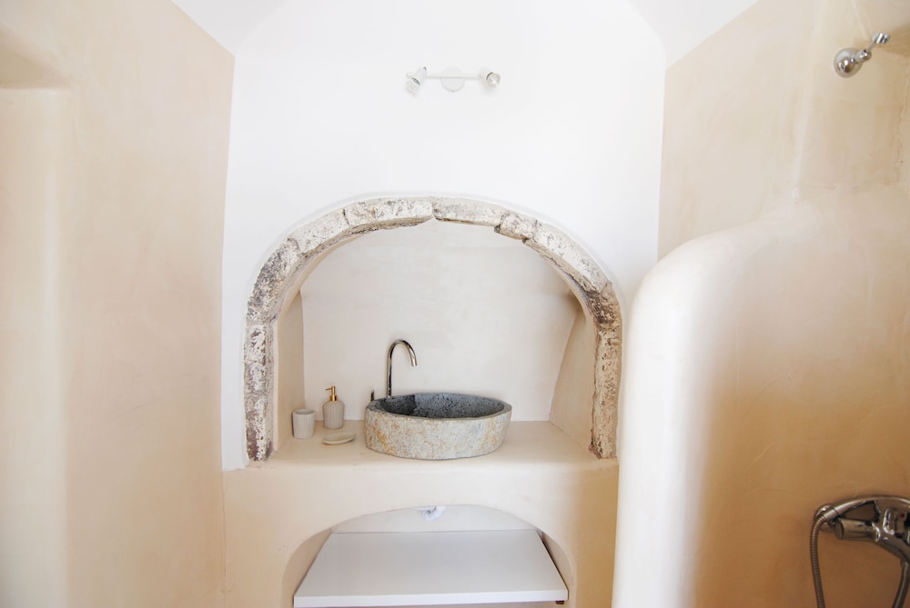 Classic Suite, Sea View - Photo 5