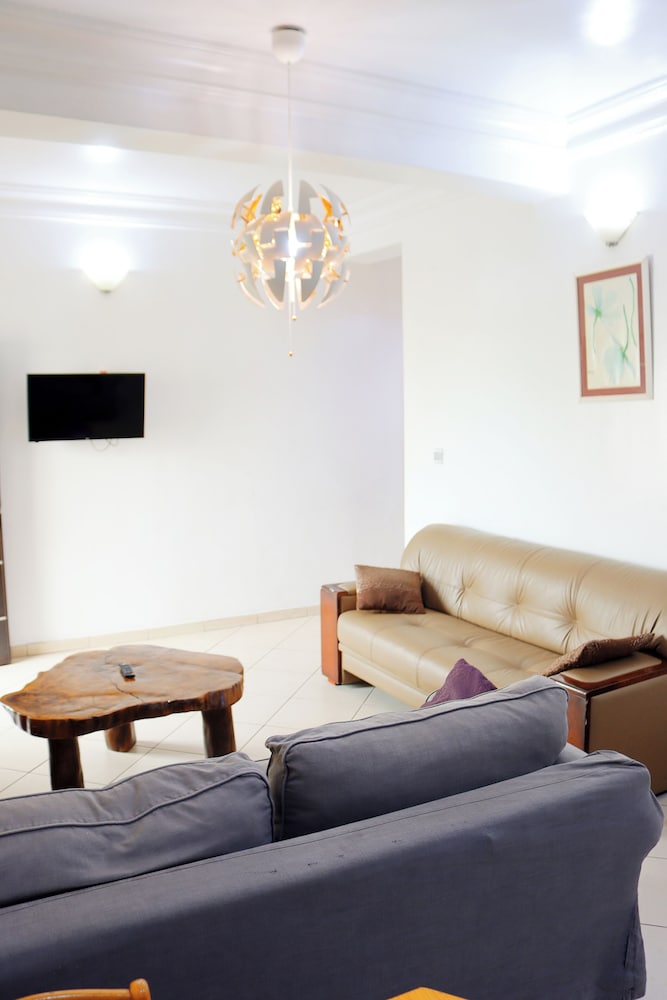 Apartment photo 3