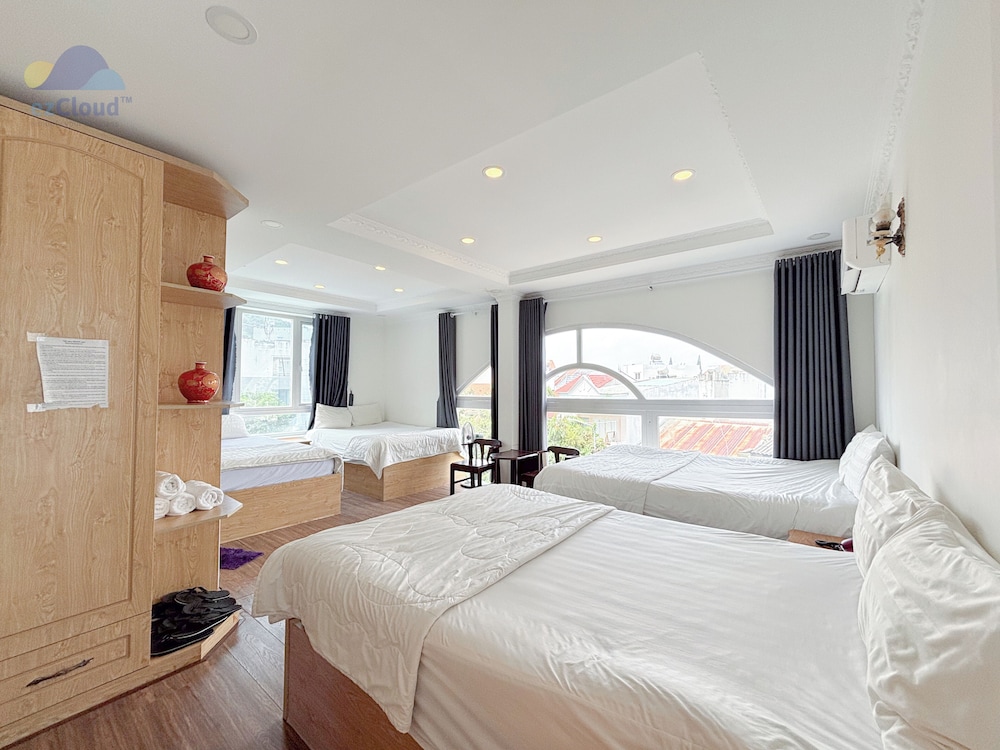 Superior Suite, Garden View photo 1