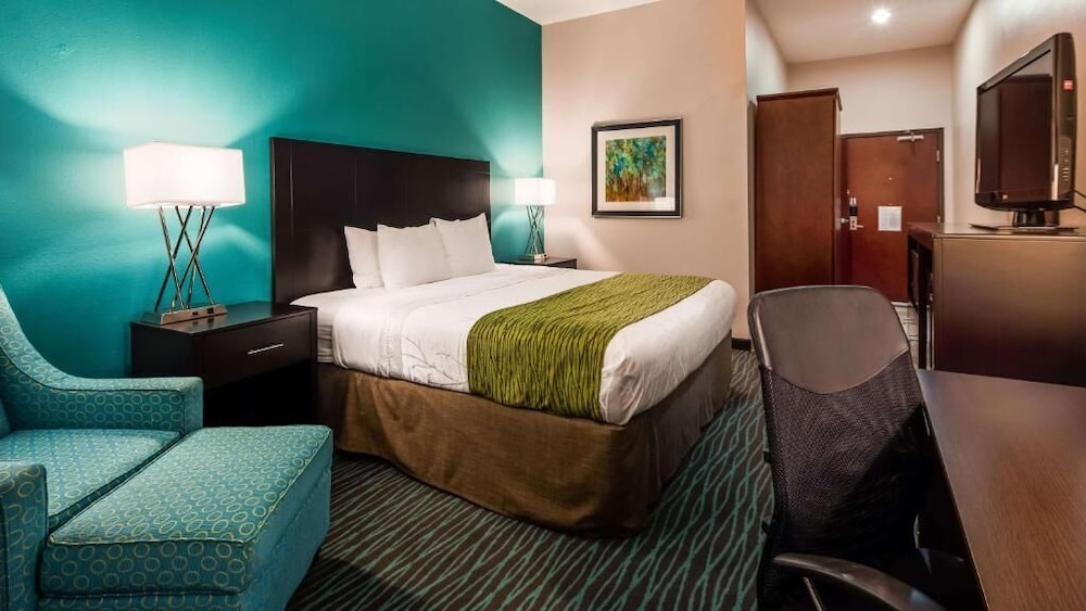 Room, 1 King Bed, Non Smoking - Photo 1