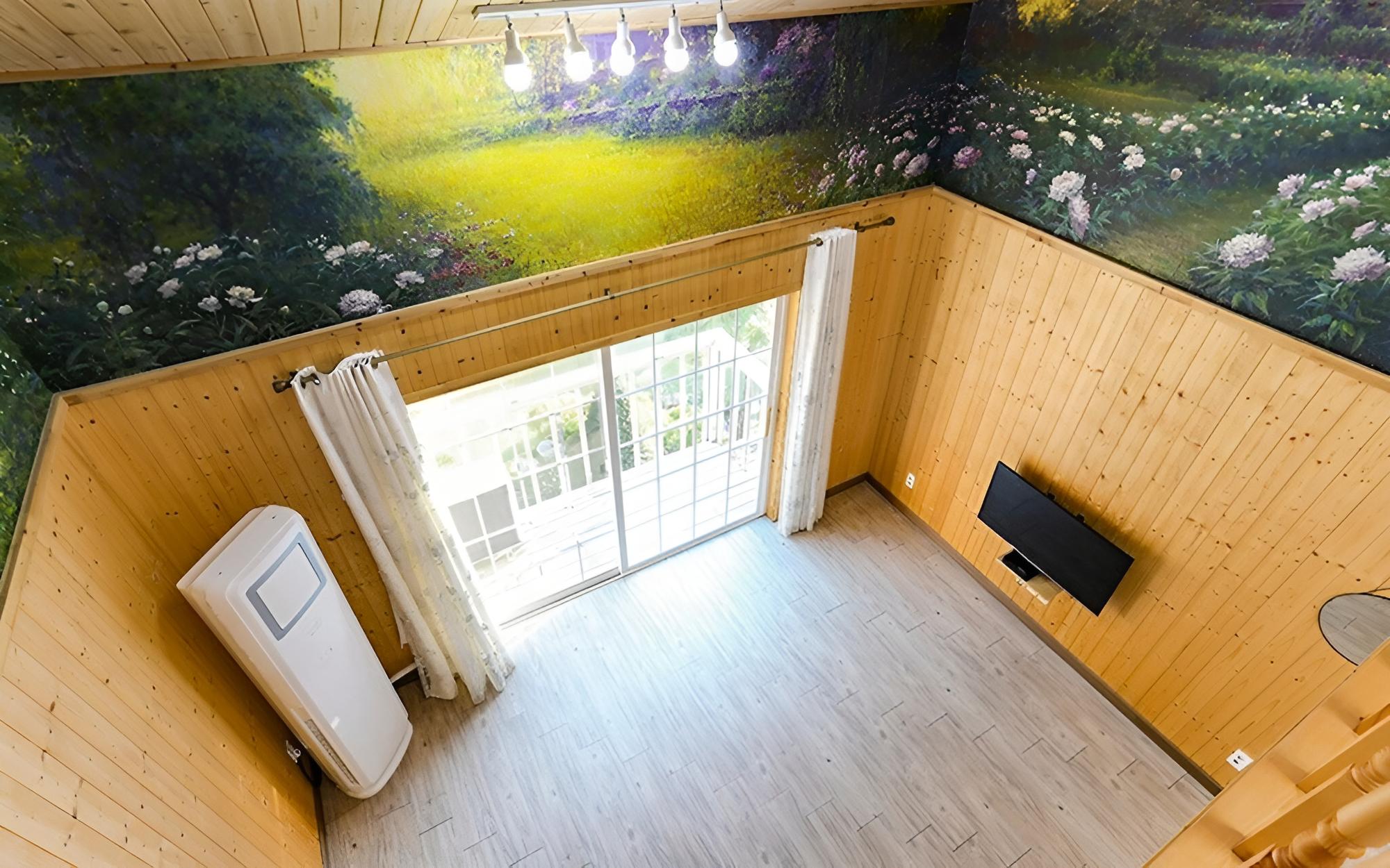 Room (Tasha's Garden (Duplex)) photo 3