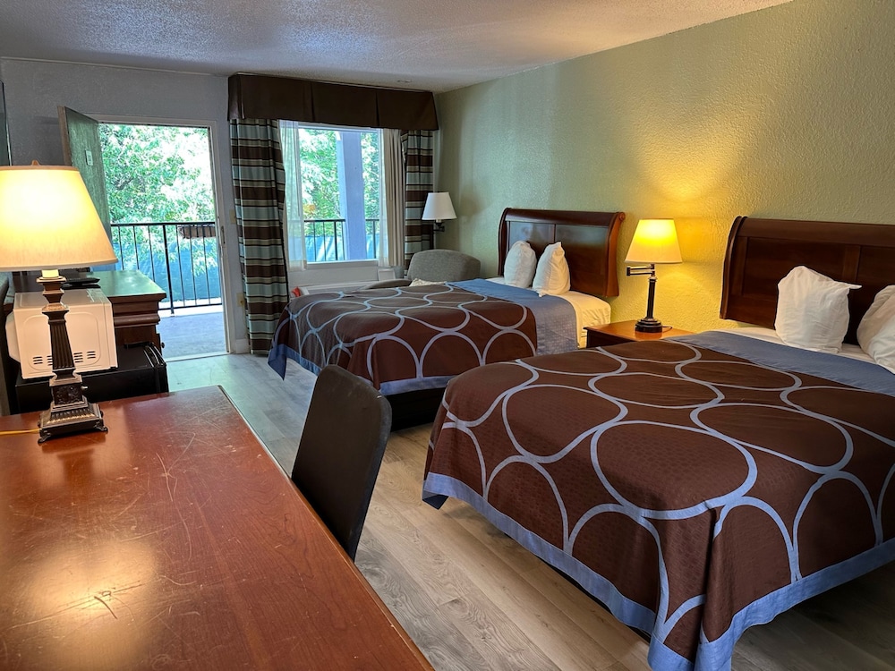 Double Room, Smoking photo 2