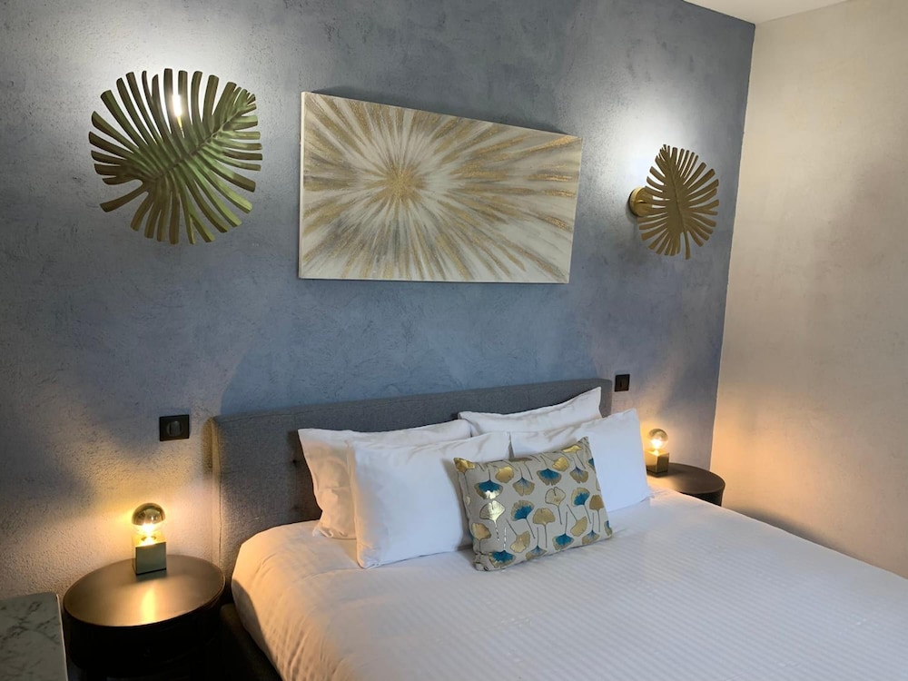 Room (CAMBRIO del MESTRE) photo 2
