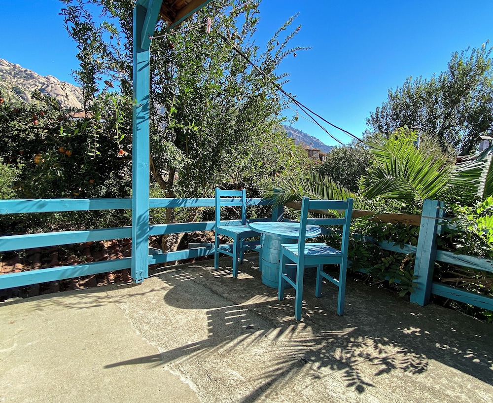 Exclusive Twin Room, Balcony, Garden View photo 3