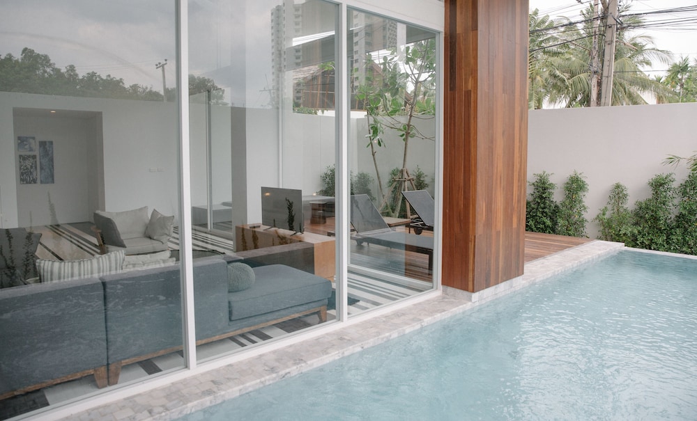 Luxury Pool Duplex - Photo 7