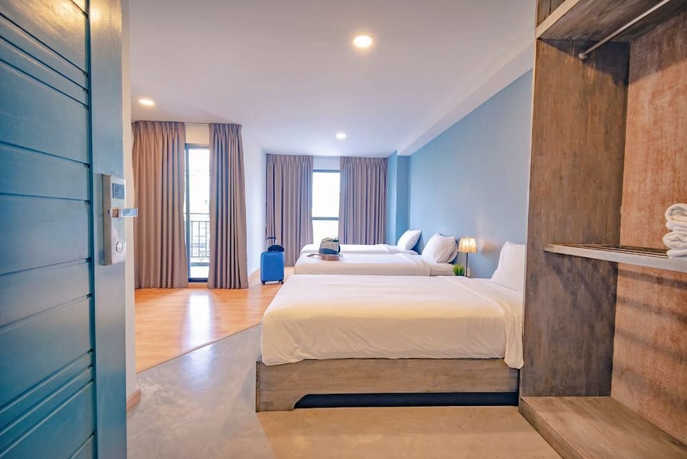 Superior Triple Room photo 3