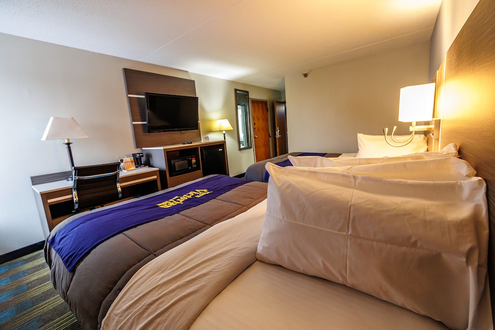 Standard Room, 2 Queen Beds photo 1