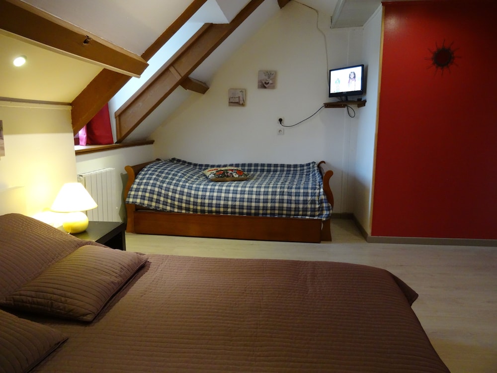 Room (3) photo 1