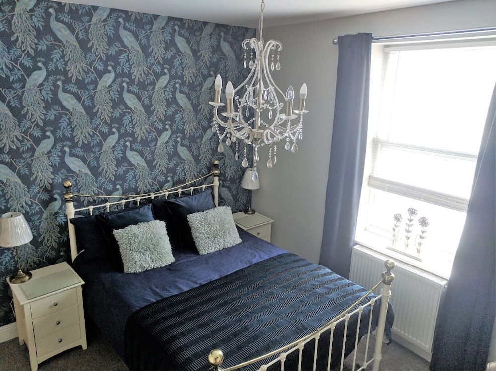 Deluxe King Room photo 2