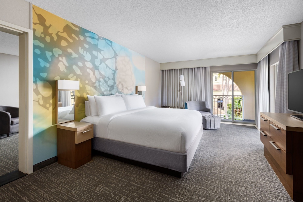Suite, 1 Bedroom - Photo 1