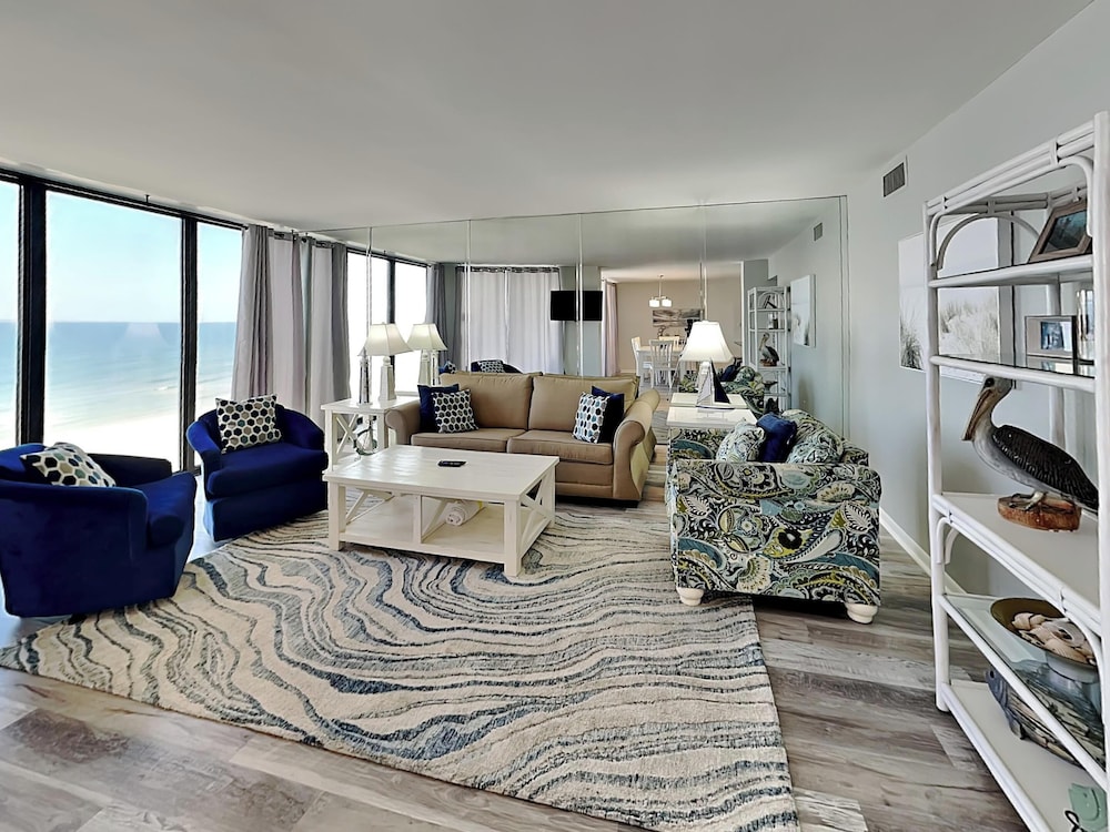 Condo, Multiple Beds, Balcony, Ocean View (T2 606 - No Pets)