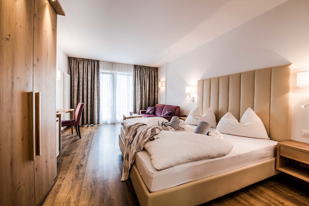 Double or Twin Room, Balcony photo 1