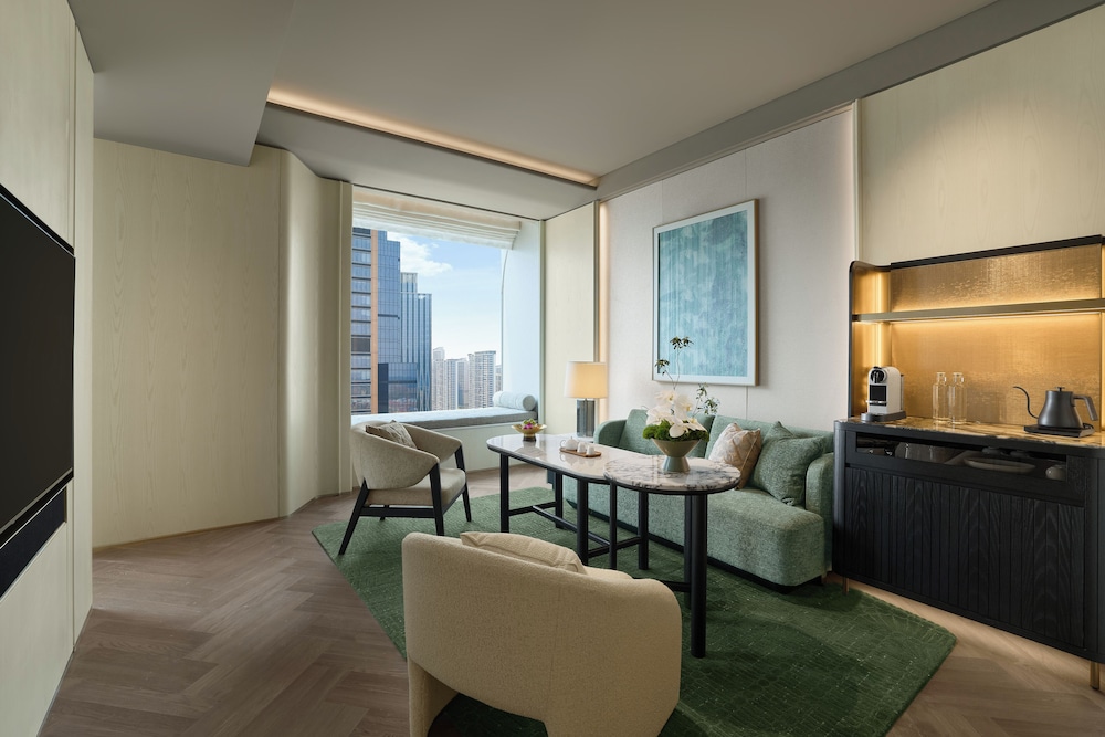 Deluxe Suite photo 1