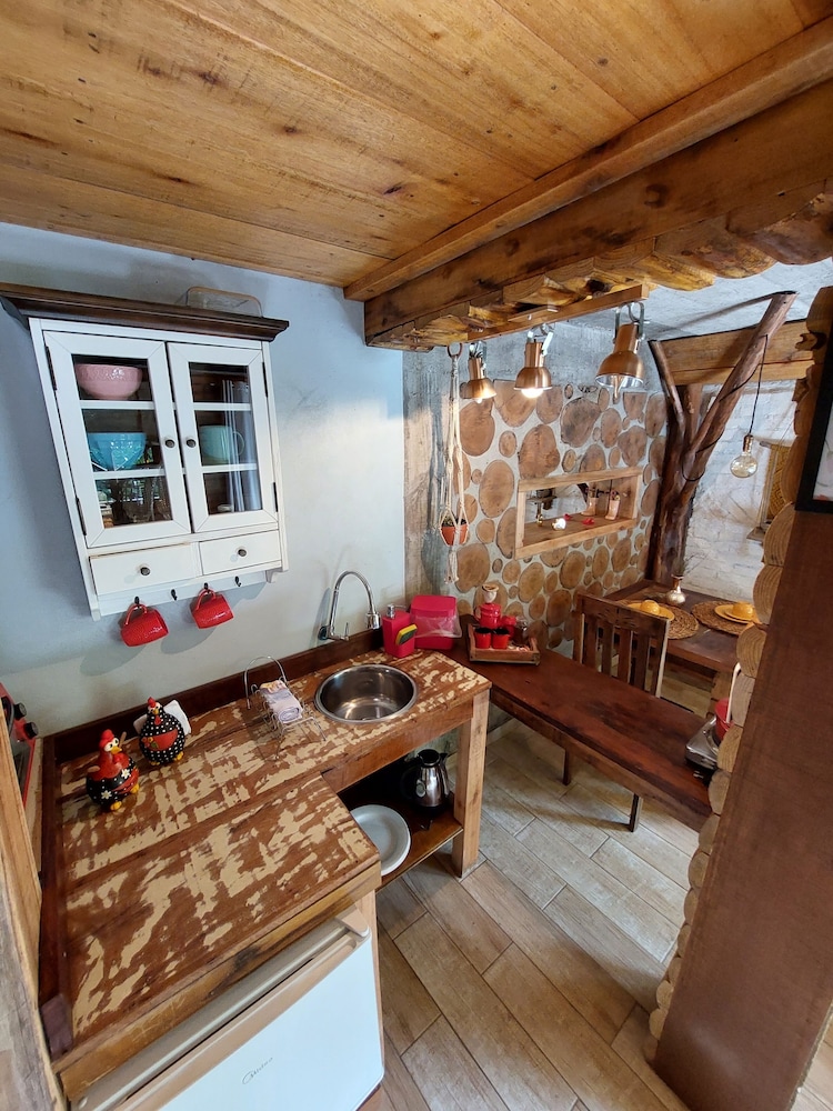 Deluxe Cabin photo 3