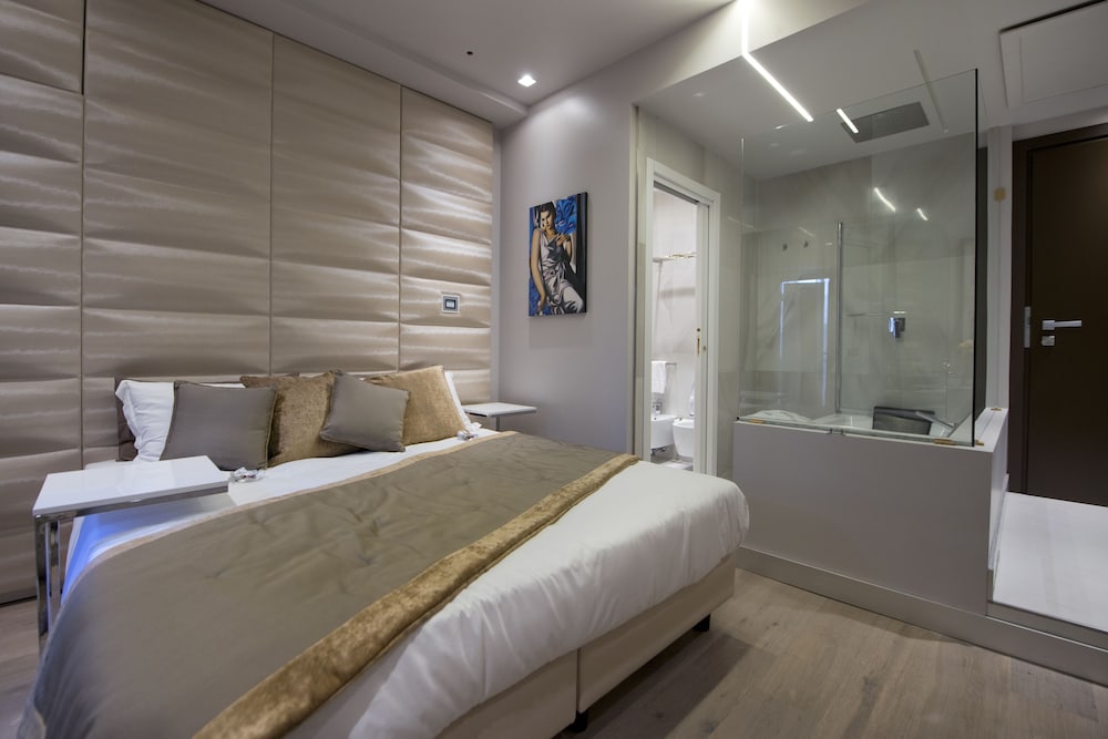 Deluxe Room, 1 Double or 2 Twin Beds, Hot Tub photo 2