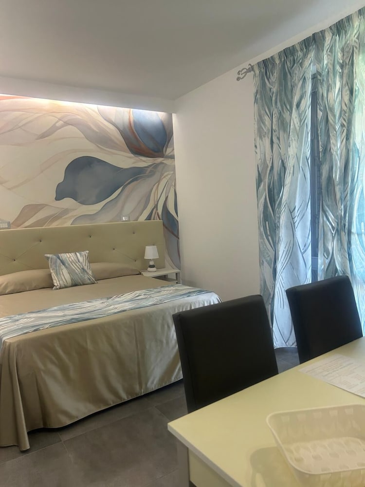 Luxury Double Room, City View