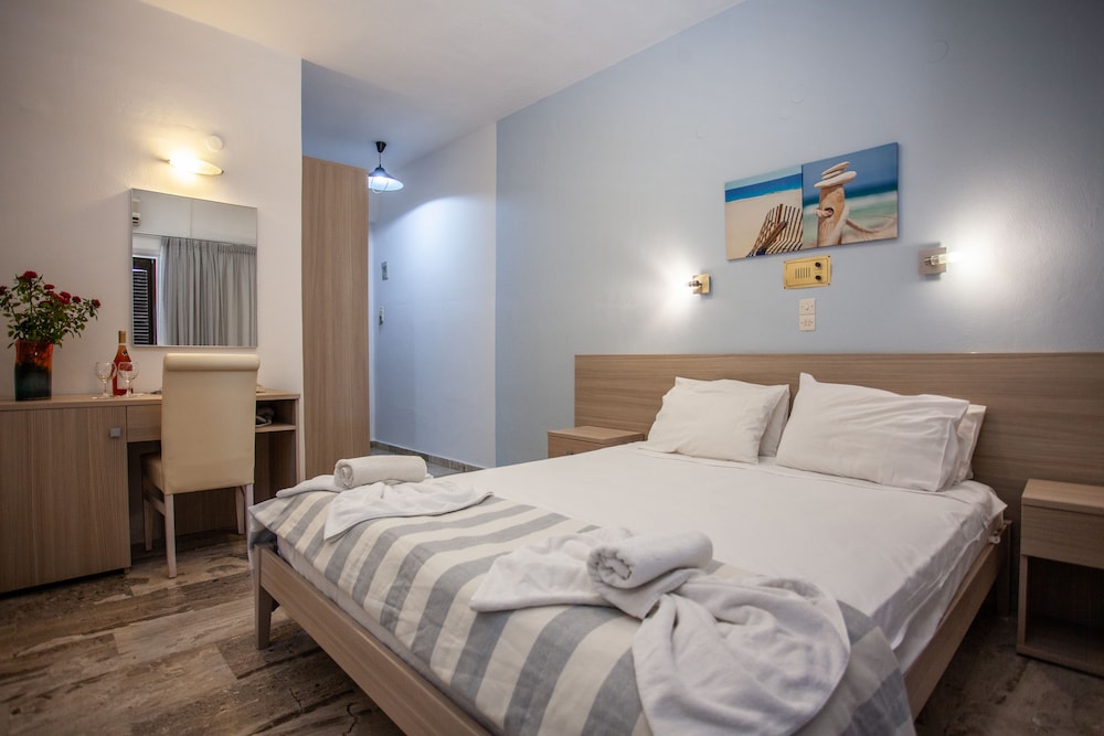 Standard Double Room, Sea View photo 2