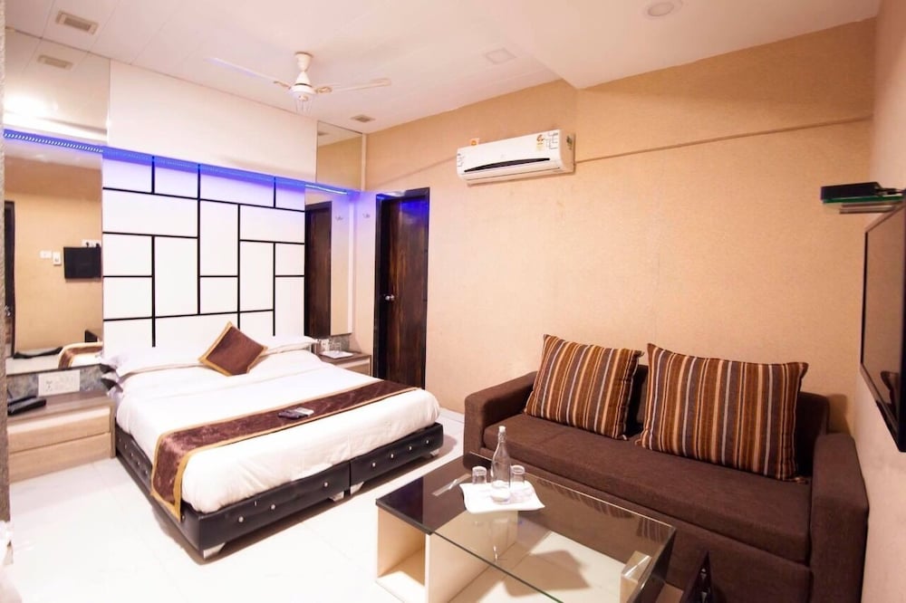 Executive Room - Photo 5