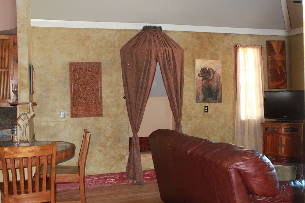 Chalet, 1 Queen Bed with Sofa bed, Kitchen photo 3