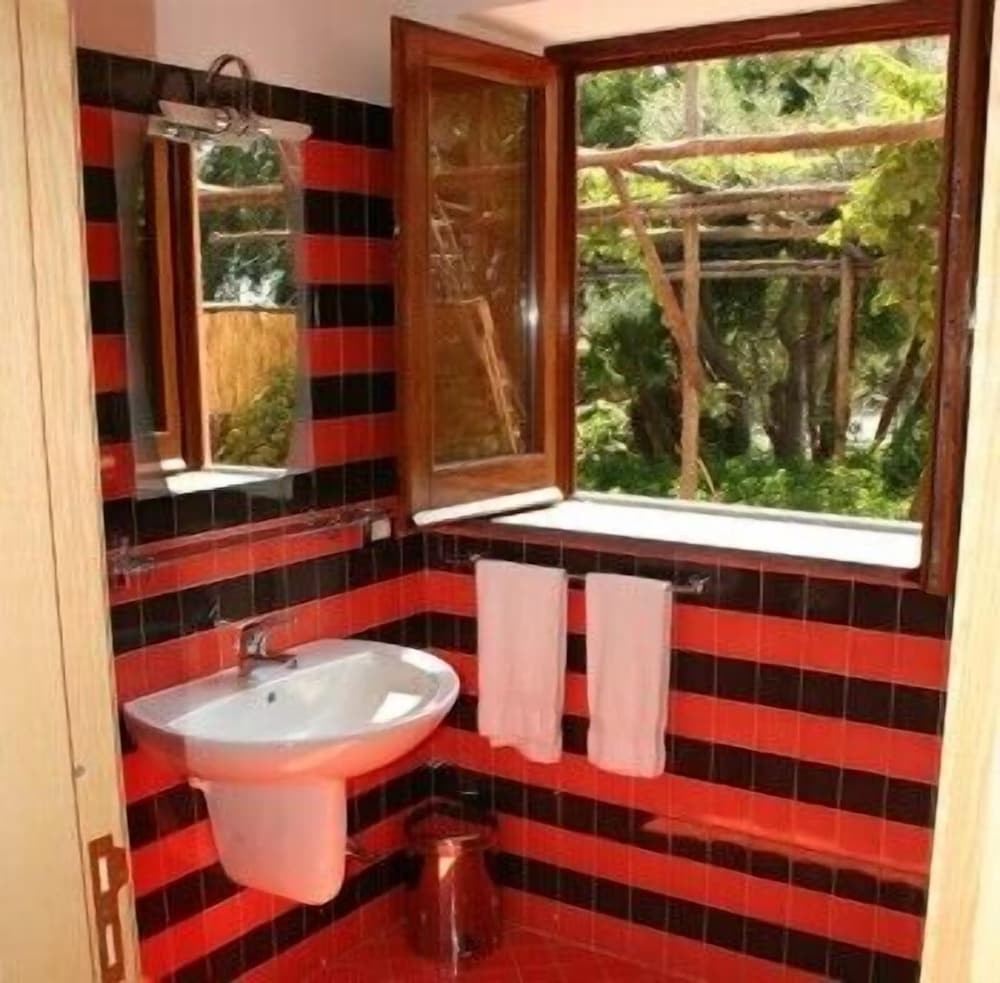 Triple Room - Photo 8