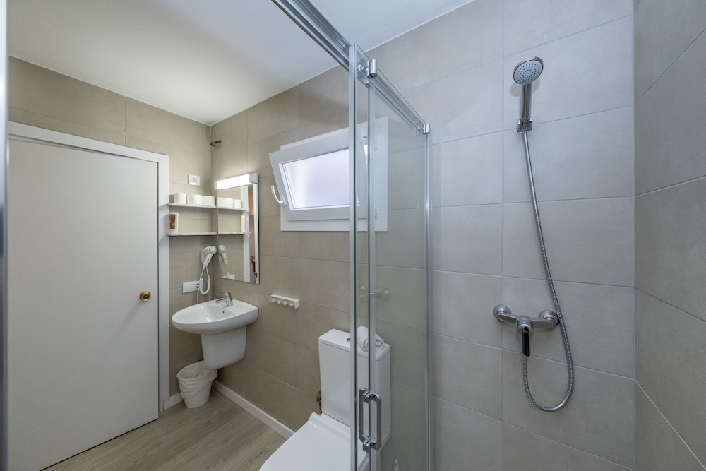 Apartment, 1 Bedroom, Balcony, Garden View (3 adults) photo 3