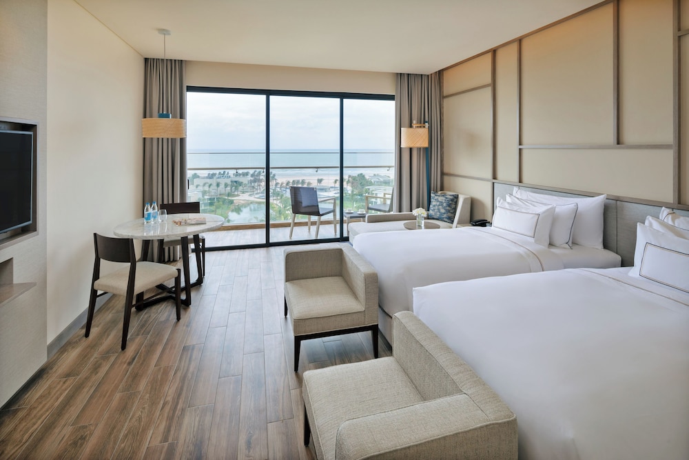 Deluxe Room Ocean View - Photo 3