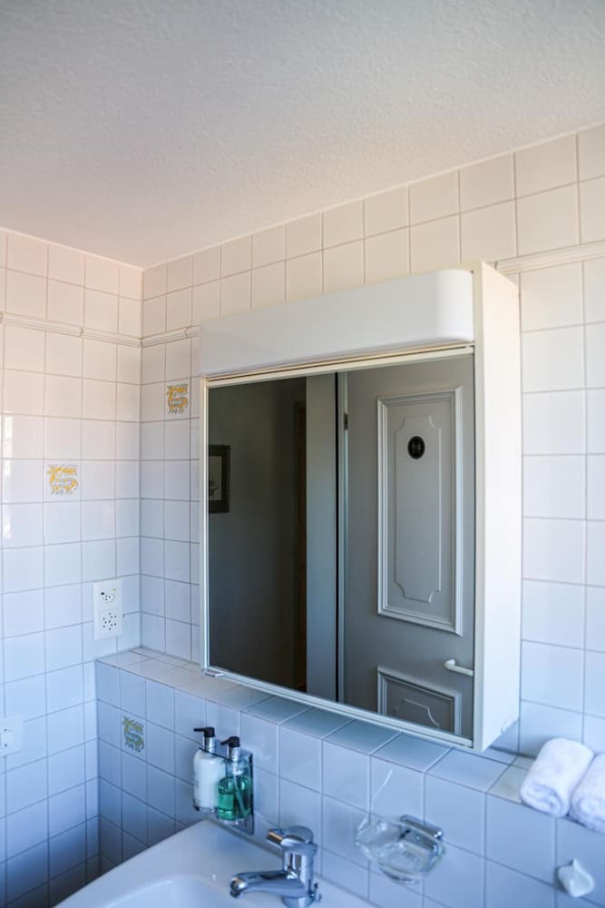 Room (Dachstübli) photo 3