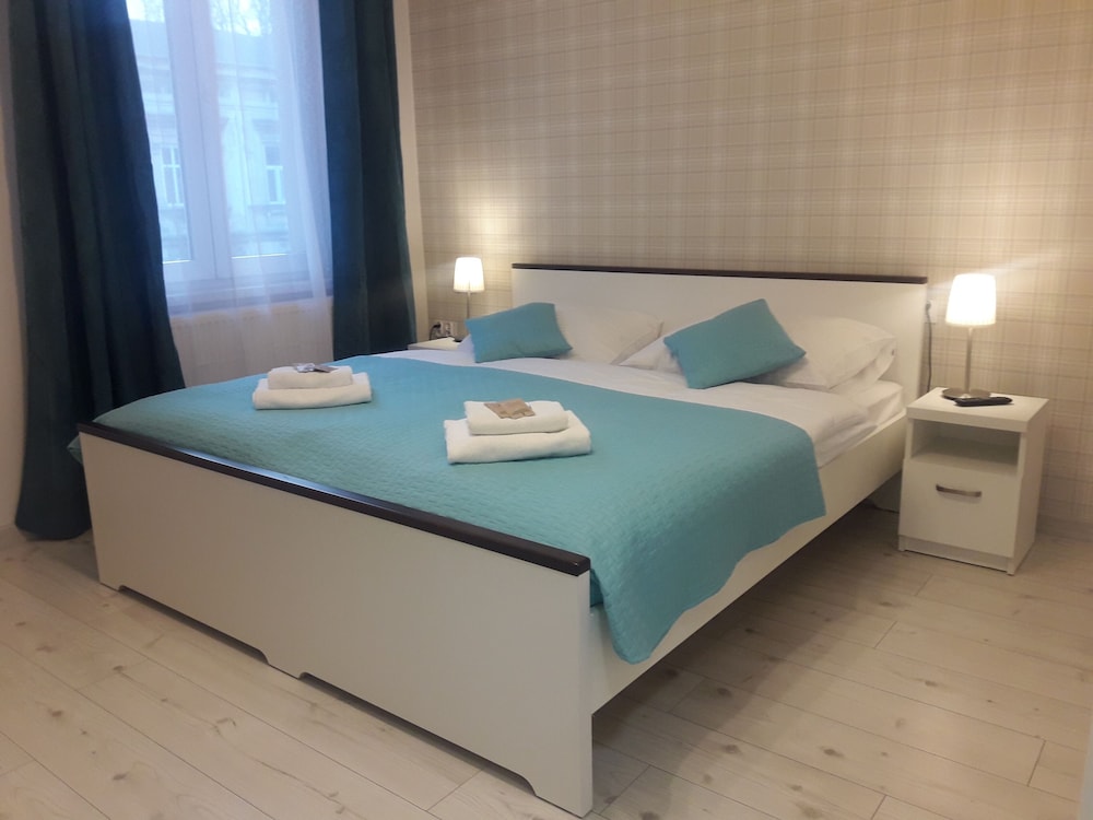 Deluxe Double Room, 1 Queen Bed, Non Smoking photo 3