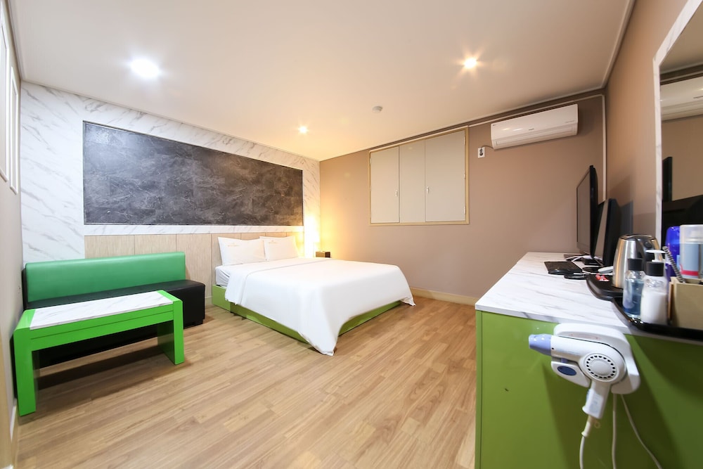 Standard Room - Photo 3