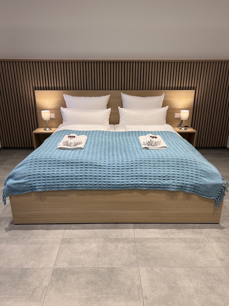 Deluxe Double Room, Private Bathroom photo 1