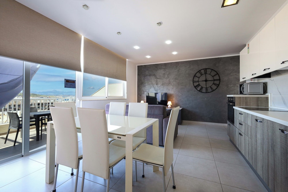 Penthouse, Sea View photo 1
