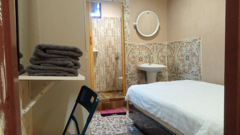 Standard Triple Room photo 2