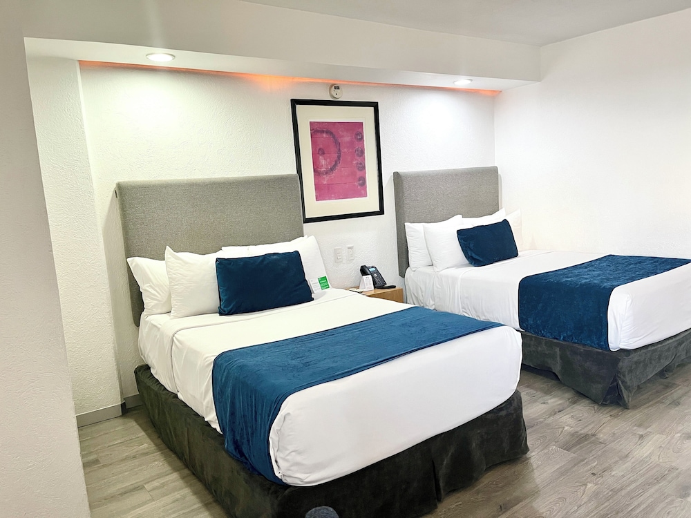 Standard Room, 2 Twin Beds, Non Smoking - Photo 4