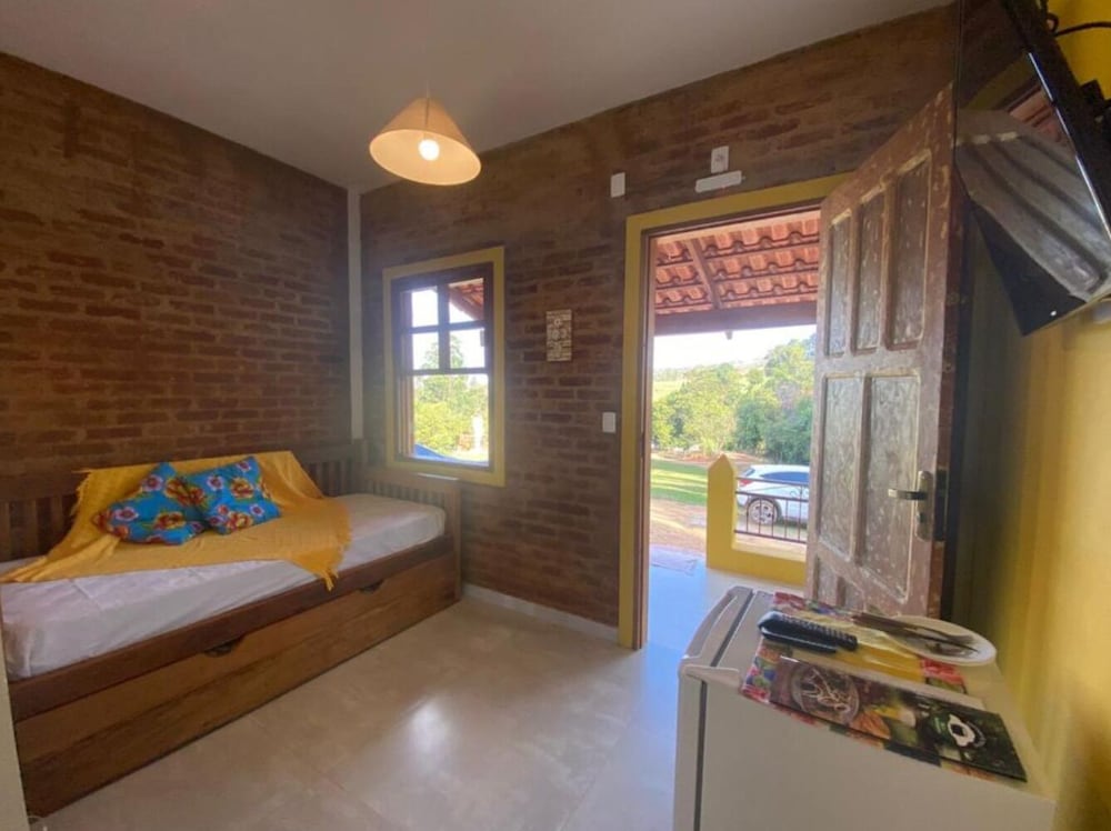 Family Chalet, 1 Queen bed and 3 Single Beds, Garden View photo 1