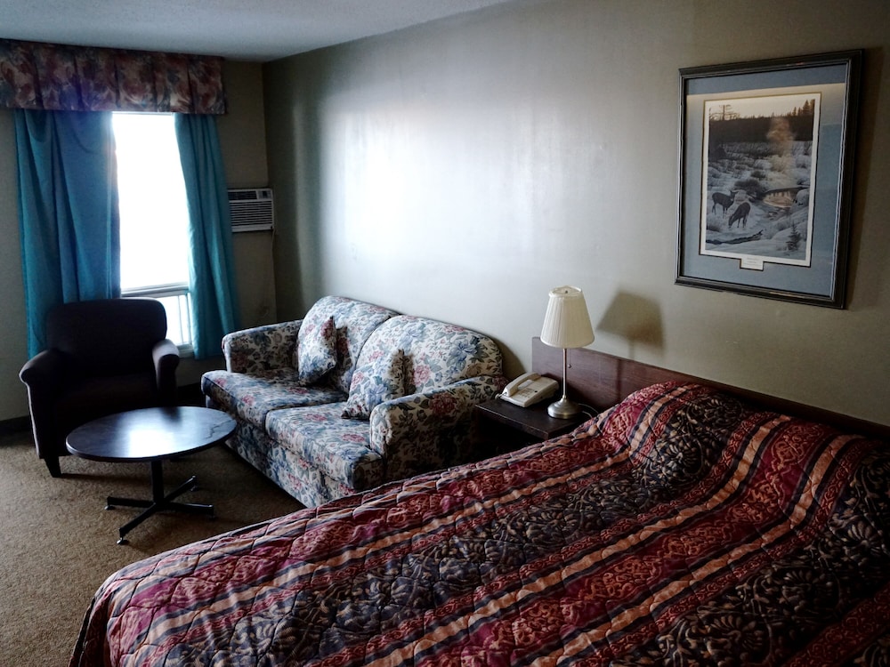 Family Triple Room, 2 Bedrooms, Smoking photo 1