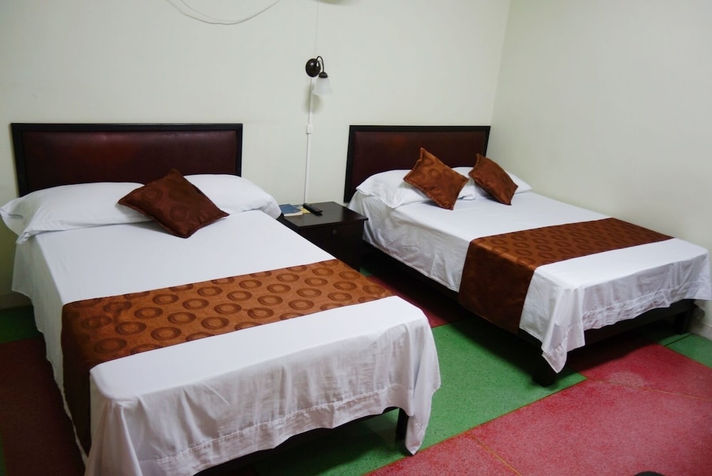 2 Double Beds photo 1