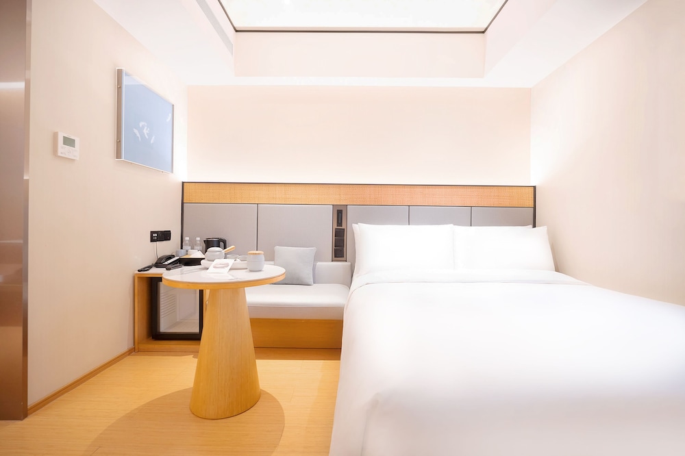 Business Double Room photo 2