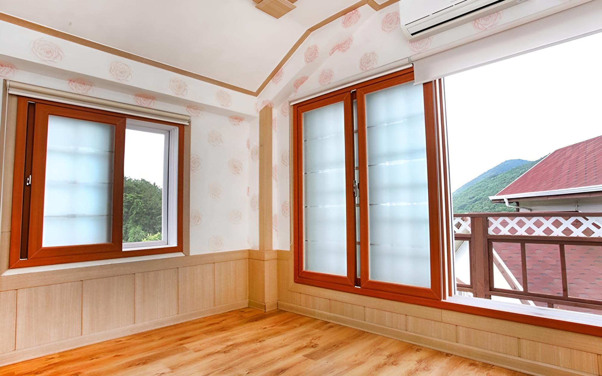 Room (Cypress) - Photo 15