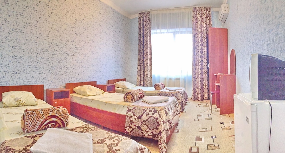 Standard Triple Room photo 2