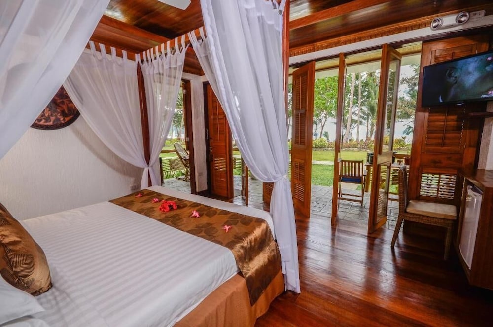 Suite, Beachfront (Daluyon)