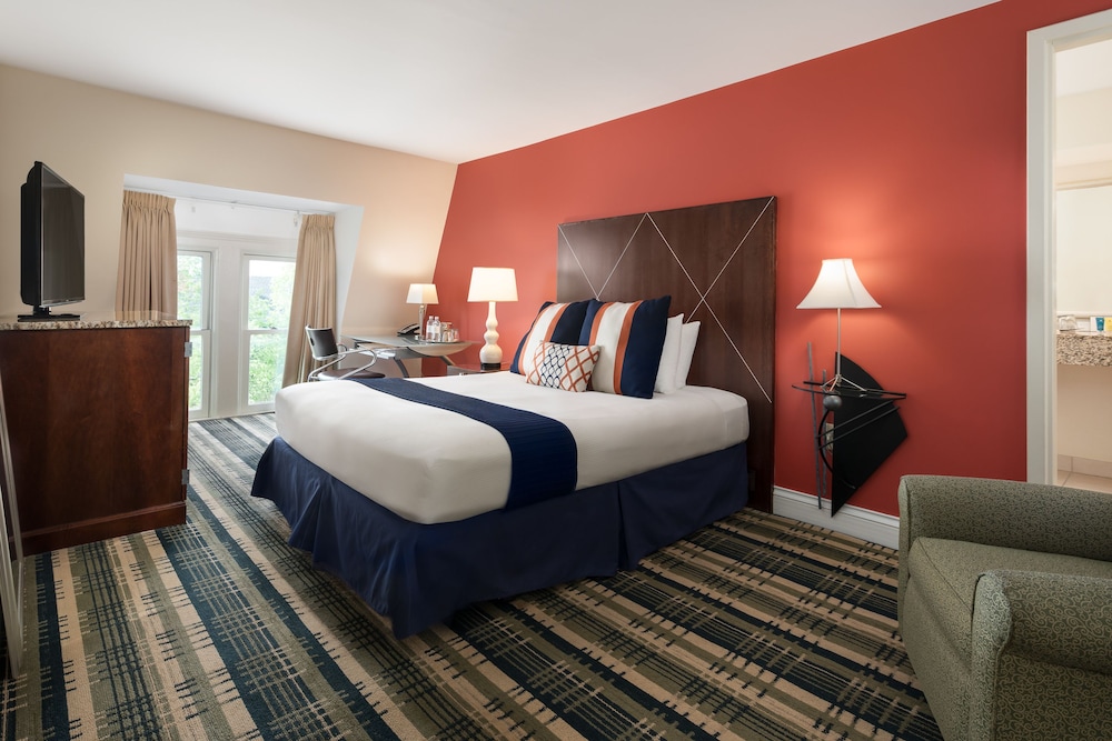 Standard Room, 1 Queen Bed (Grand Room (Barrier Free)) - Photo 1